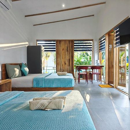 Island World Panglao Exterior foto