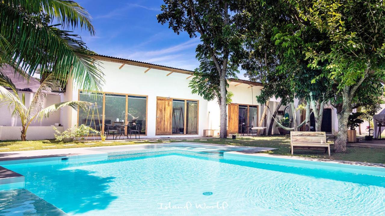Island World Panglao Exterior foto