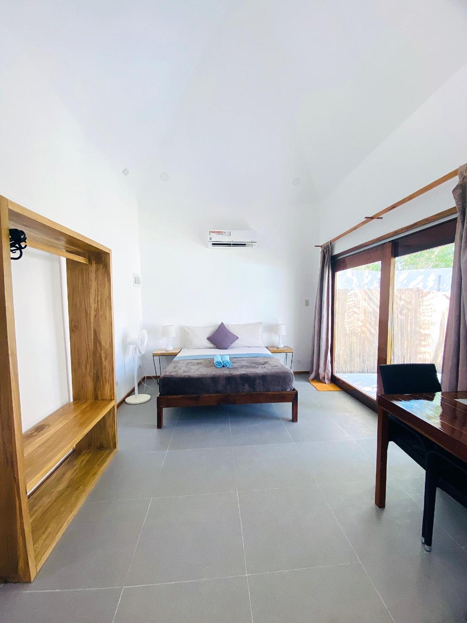 Island World Panglao Exterior foto