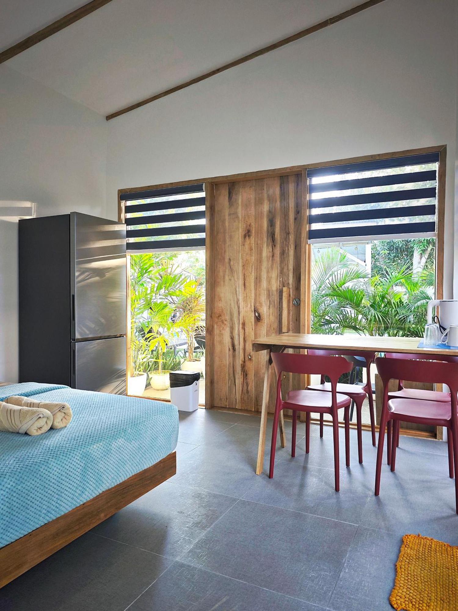 Island World Panglao Exterior foto